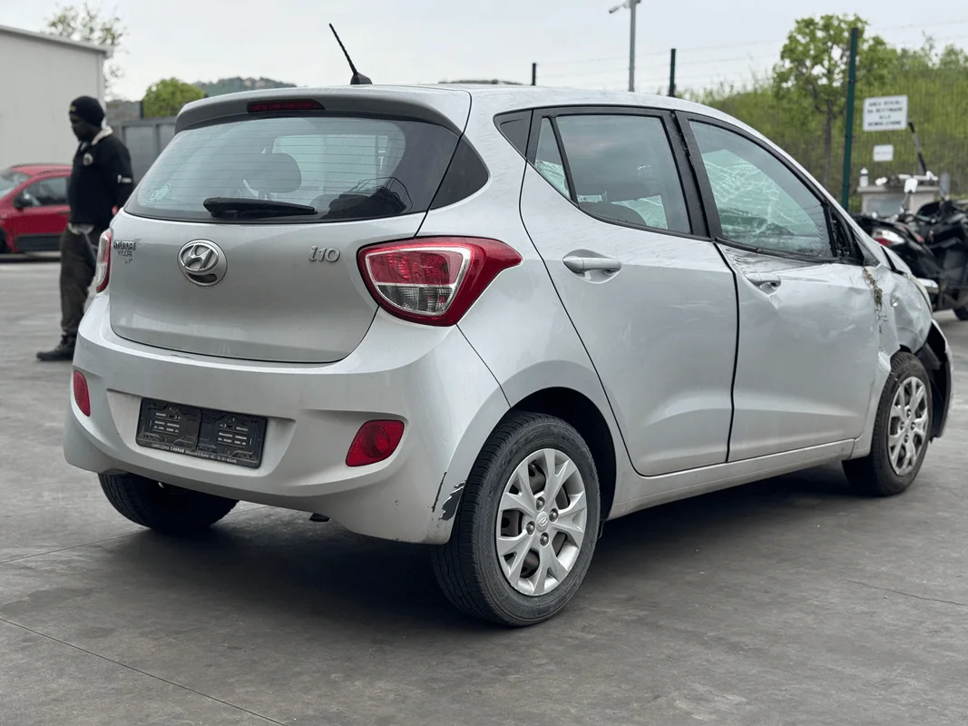 HYUNDAI i10 - immagine 5