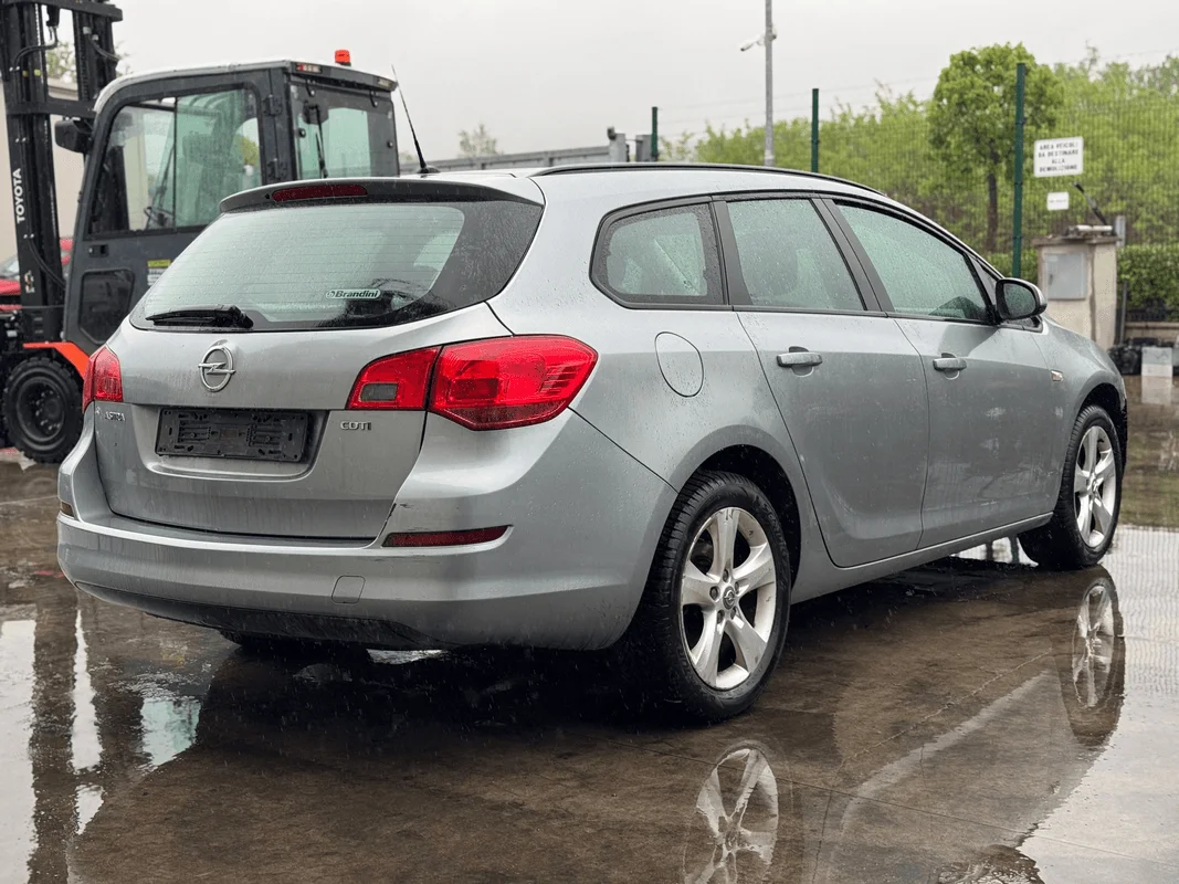 OPEL ASTRA (P10) - immagine 5