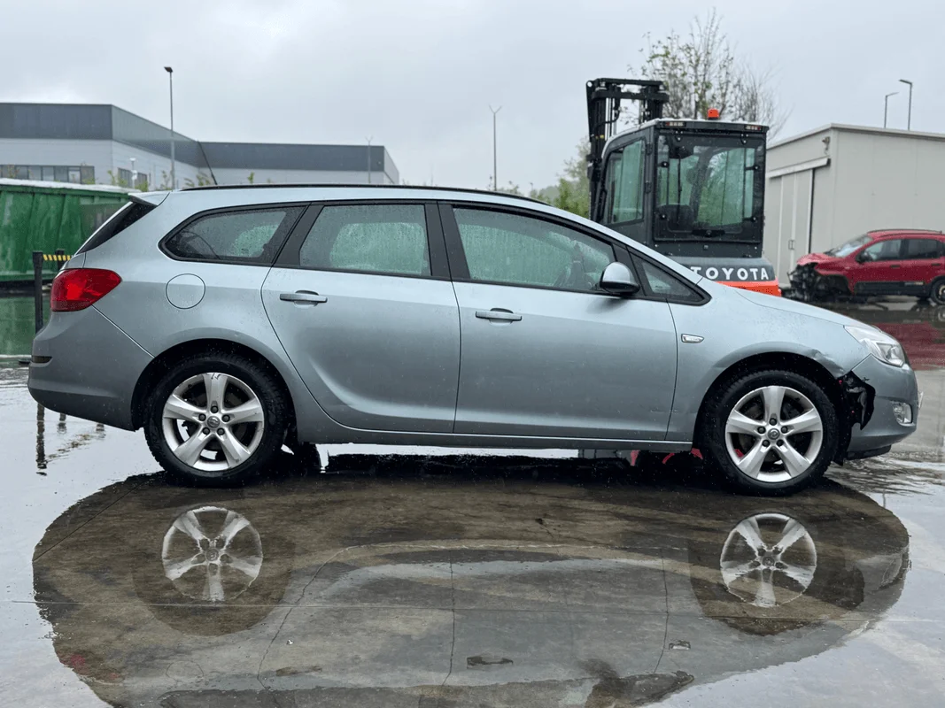 OPEL ASTRA (P10) - immagine 6