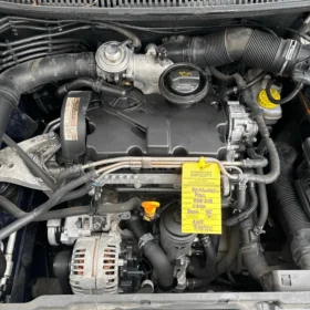 Monoblocco motore con pistoni