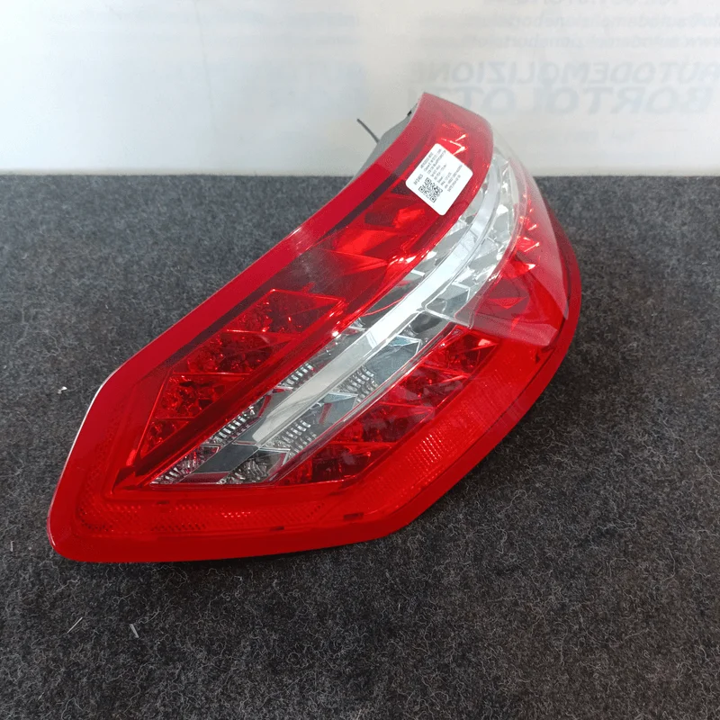 Fanale post. parte est. - immagine 3