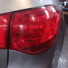 Fanale post. parte est.