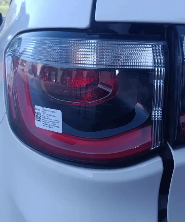 Fanale post. parte est.