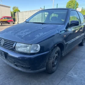 VOLKSWAGEN POLO 3a Serie