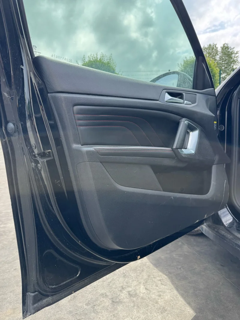 PEUGEOT 308 - immagine 17