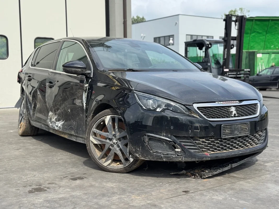 PEUGEOT 308 - immagine 7