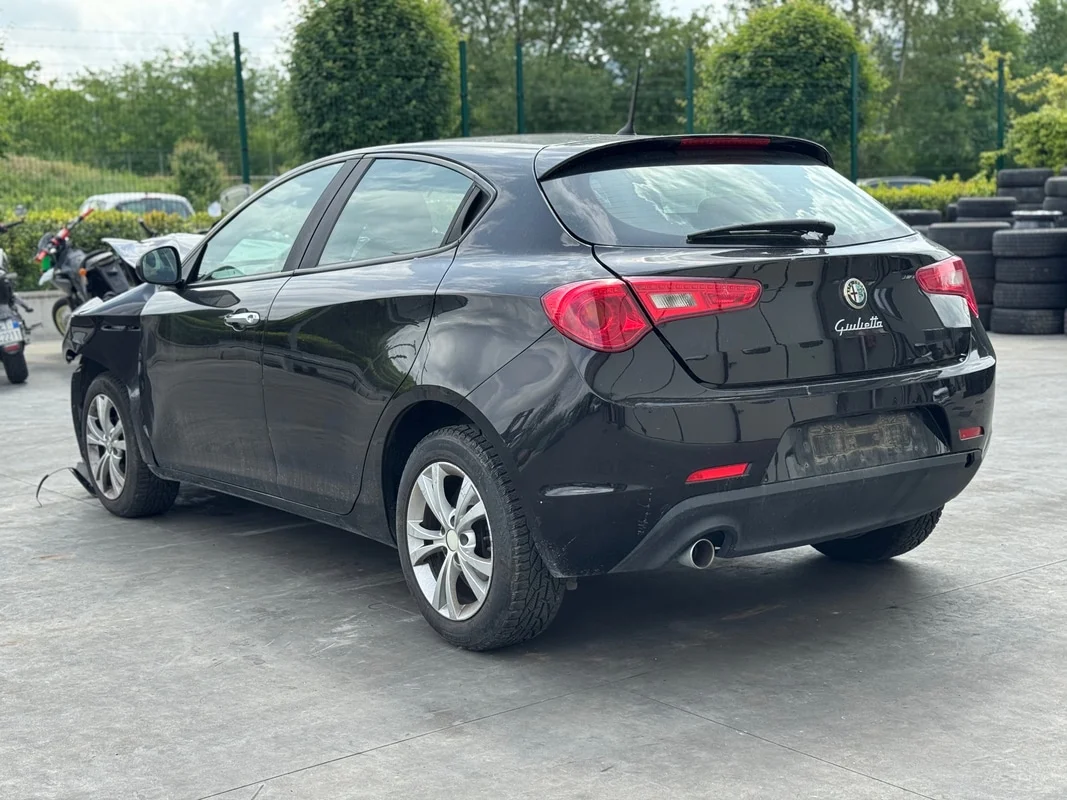 ALFA ROMEO GIULIETTA (5Y) - immagine 3