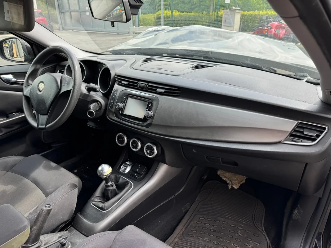 ALFA ROMEO GIULIETTA (5Y) - immagine 10