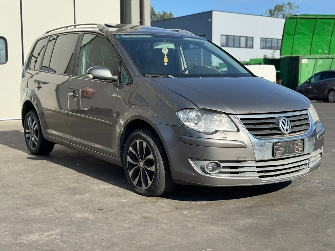 VOLKSWAGEN TOURAN (1T) - immagine 7