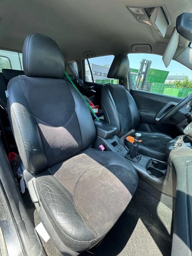 TOYOTA RAV 4 3a Serie - immagine 11