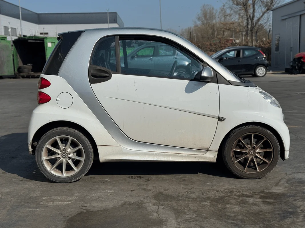 SMART FORTWO (A/C451) - immagine 6