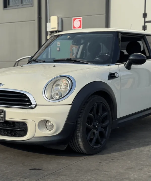 MINI MINI (R56 LCI)