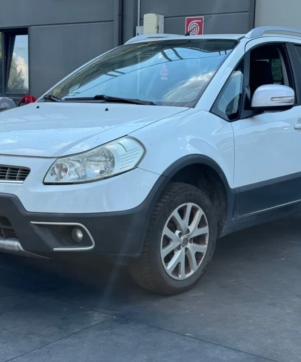 FIAT SEDICI (74)