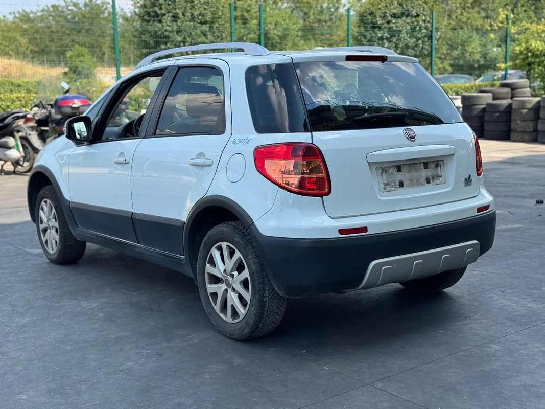 FIAT SEDICI (74) - immagine 3