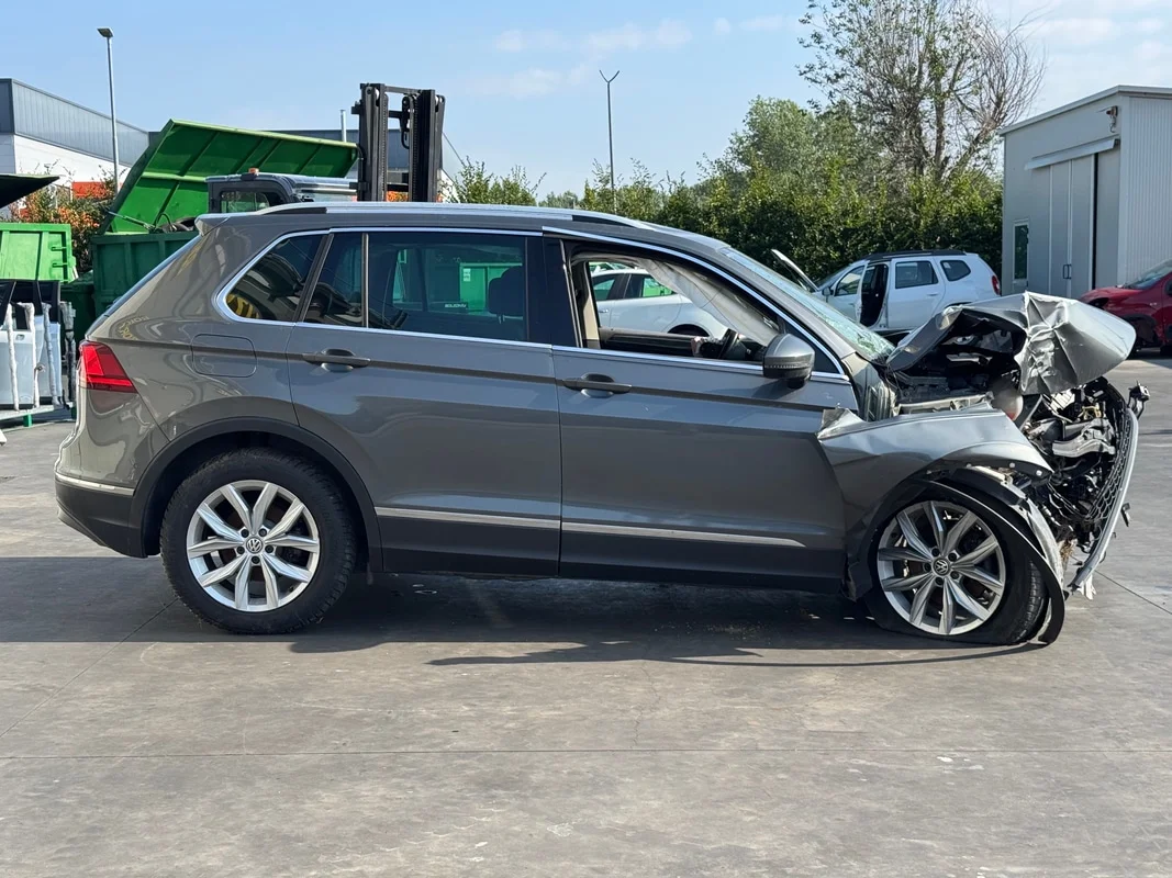 VOLKSWAGEN TIGUAN (AD1) - immagine 5