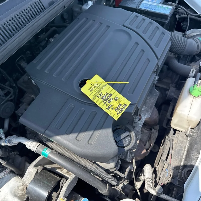 Monoblocco motore con pistoni - immagine 2