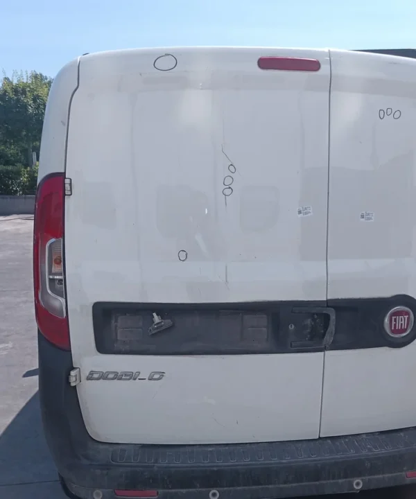 Porta carico post. a battente Sinistra