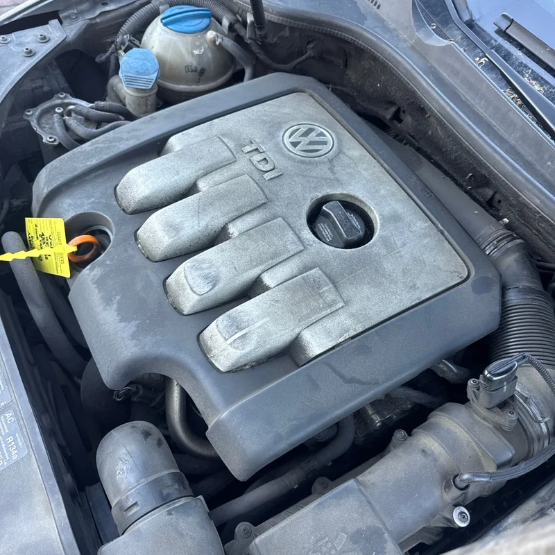 Monoblocco motore con pistoni - immagine 3