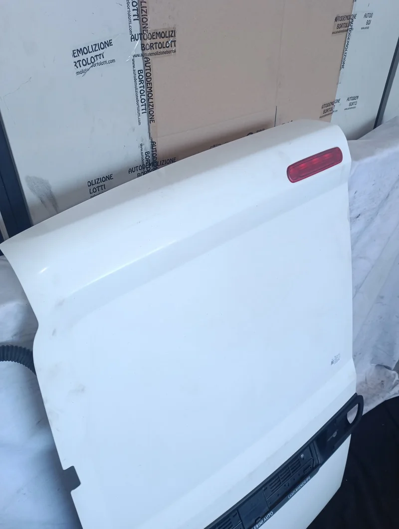 Porta carico post. a battente Sinistra - immagine 4