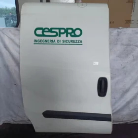 Porta carico lat. scorrevole Destra