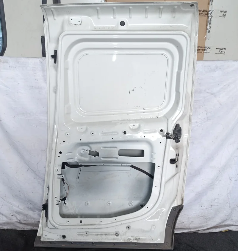 Porta carico lat. scorrevole Destra - immagine 6