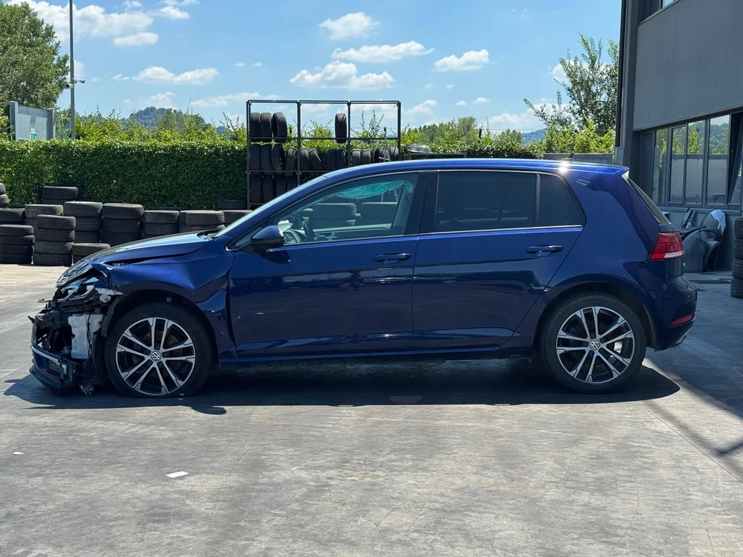 VOLKSWAGEN GOLF (BQ) - immagine 2