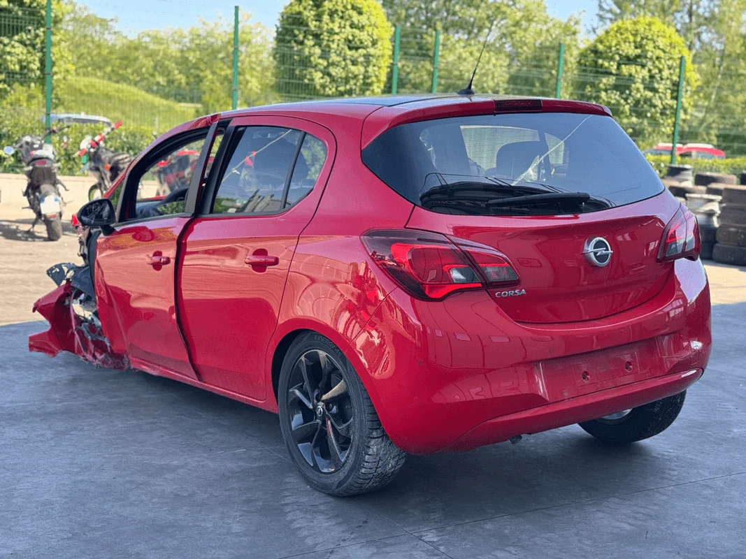 OPEL CORSA (X15) - immagine 3
