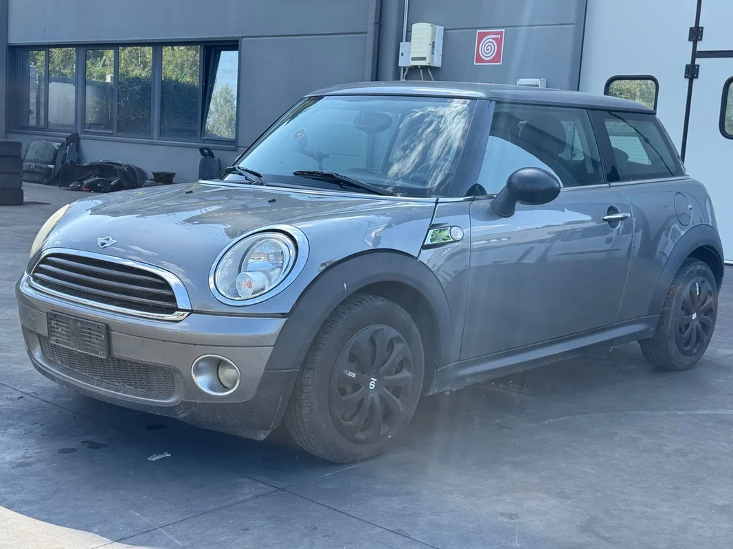 MINI MINI (R56)