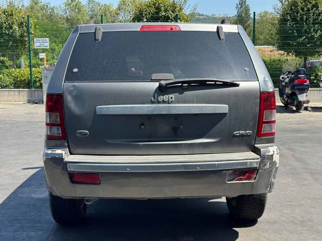 JEEP GRAND CHEROKEE (WH) - immagine 4