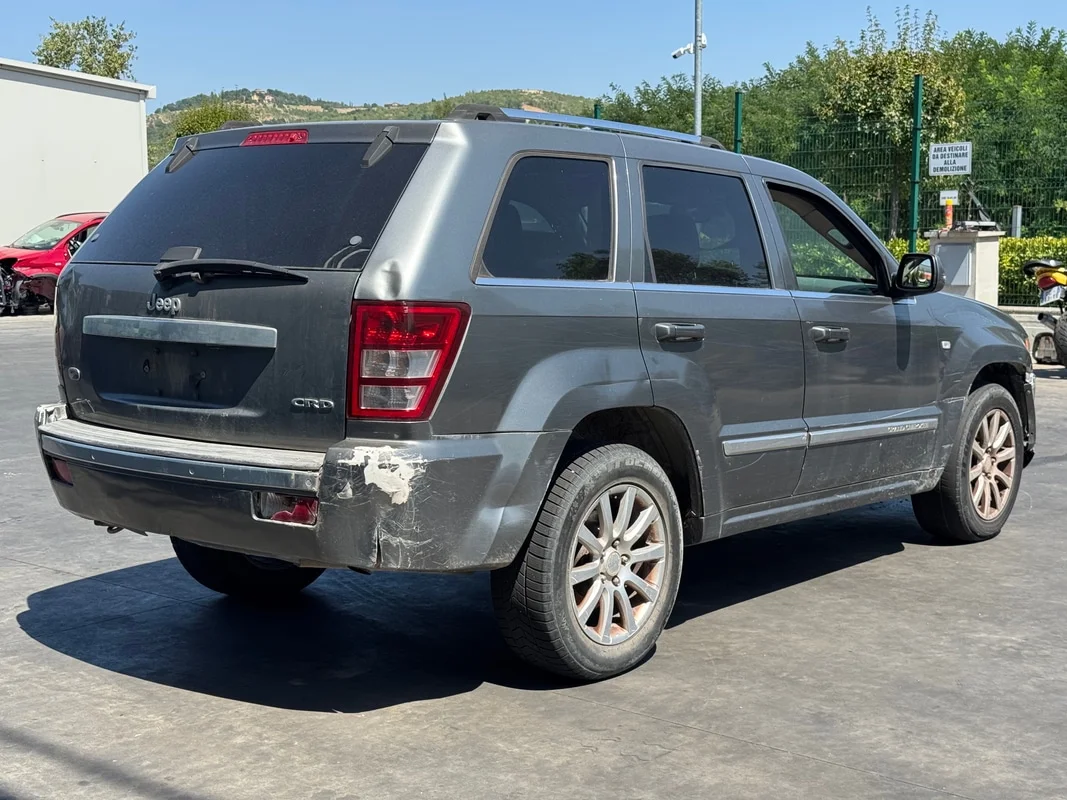 JEEP GRAND CHEROKEE (WH) - immagine 5