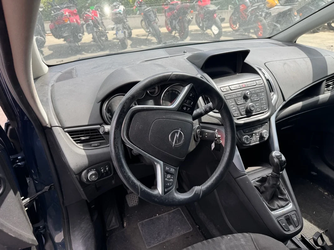 OPEL ZAFIRA (P12) - immagine 10
