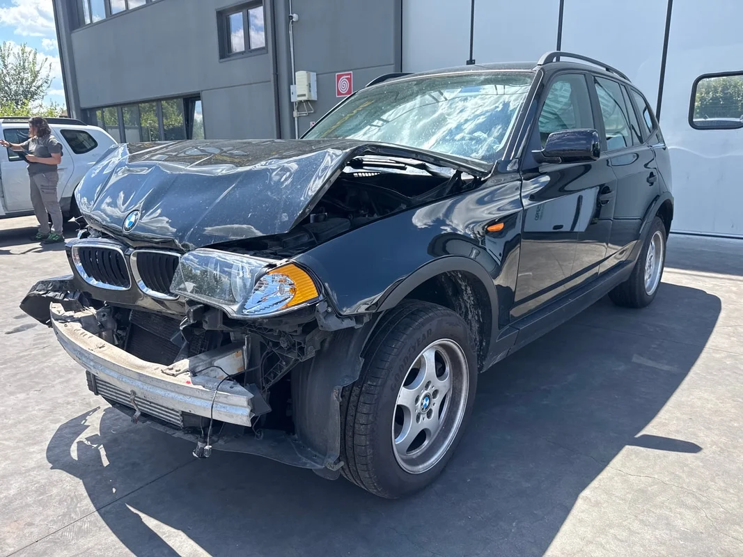 BMW X3 (E83)