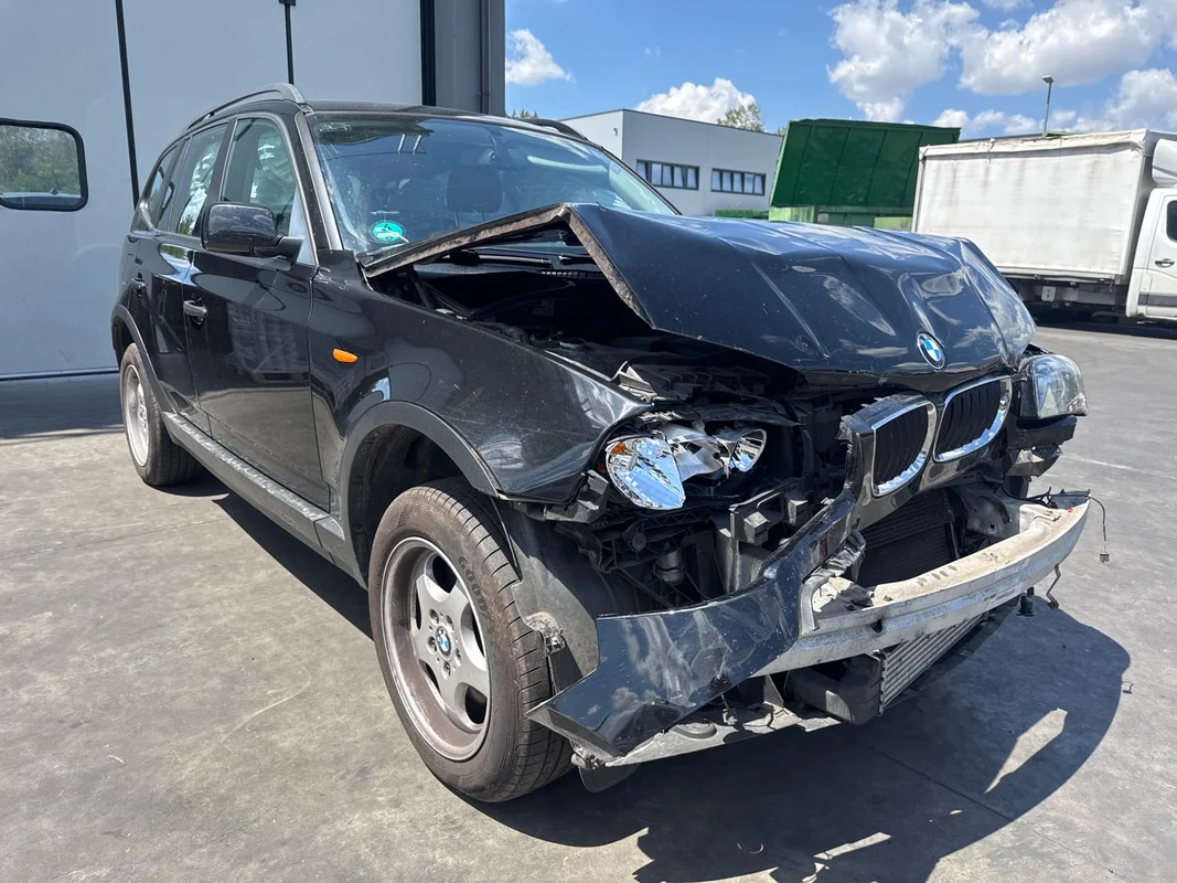 BMW X3 (E83) - immagine 4