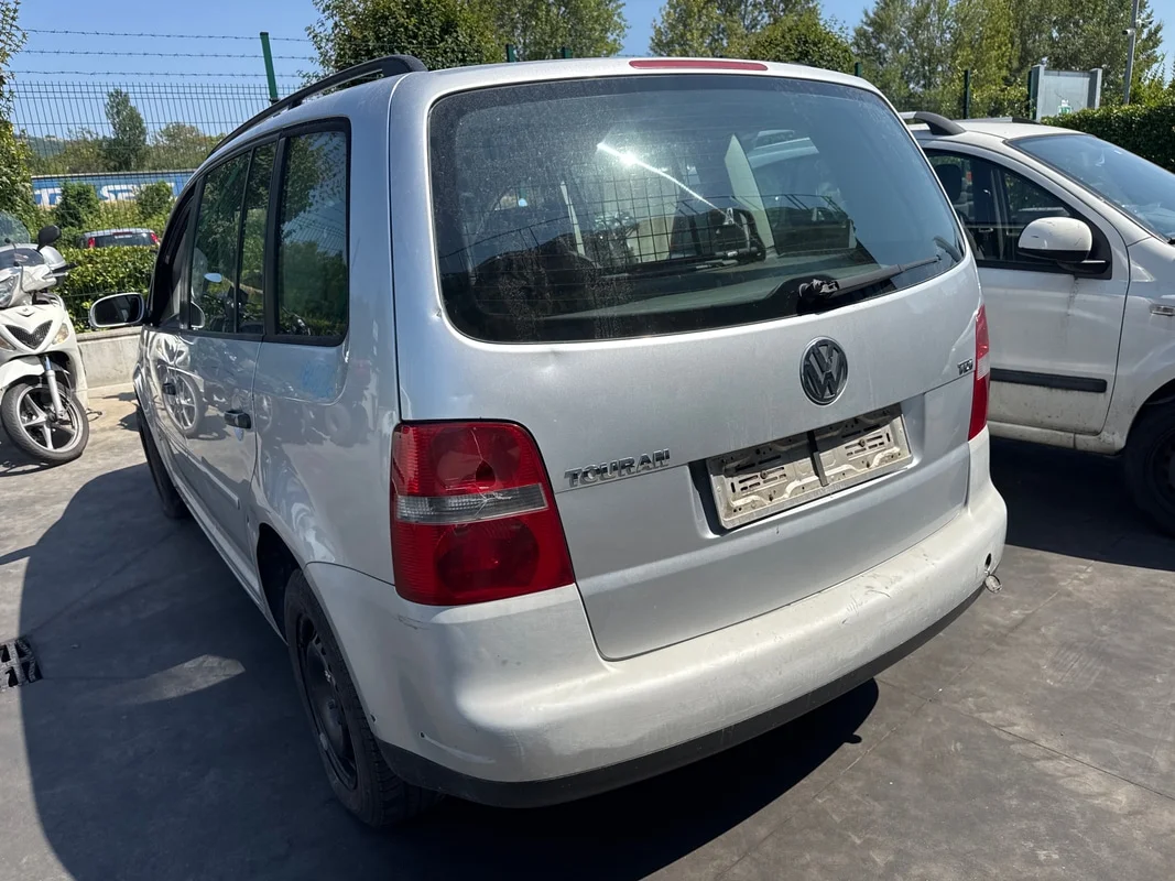 VOLKSWAGEN TOURAN (1T) - immagine 2