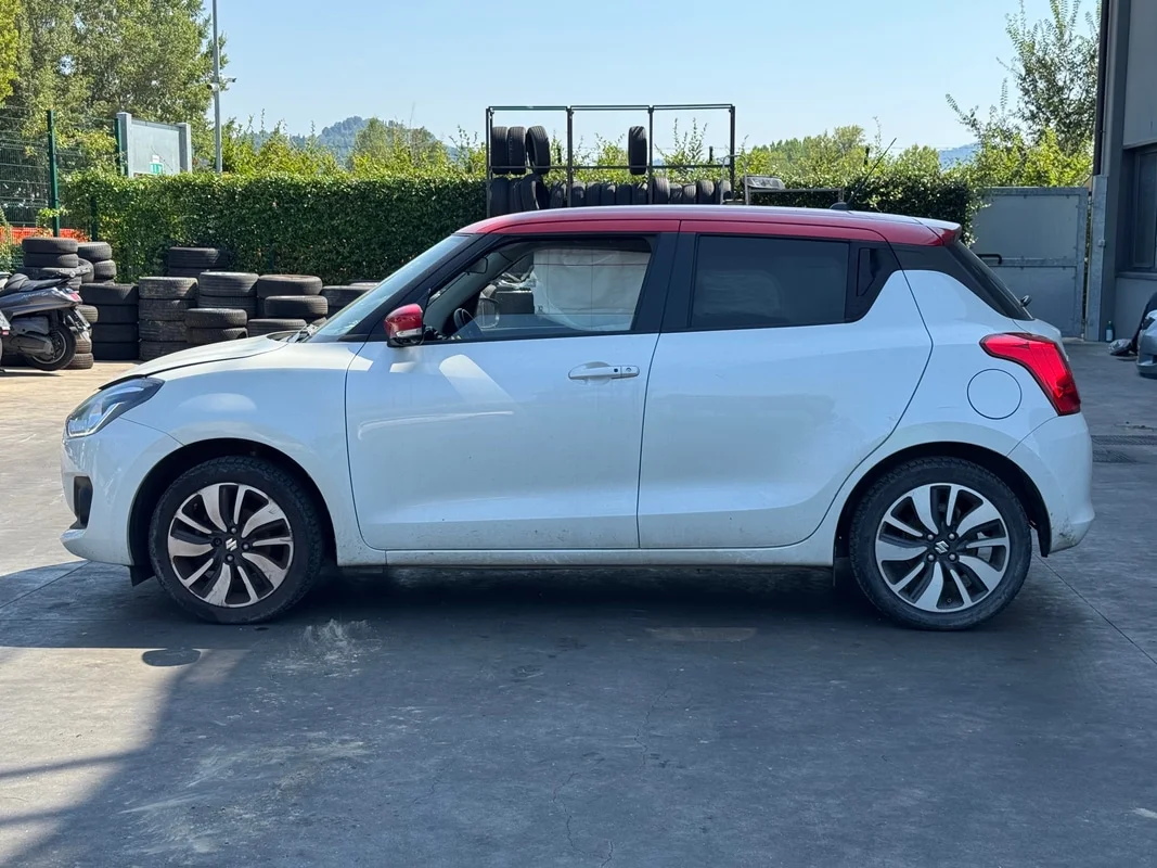 SUZUKI SWIFT - immagine 2