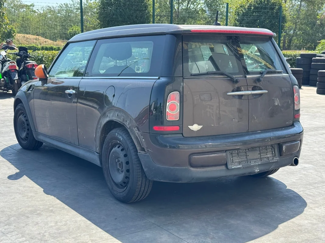 MINI MINI Clubman (R55 LCI) - immagine 3