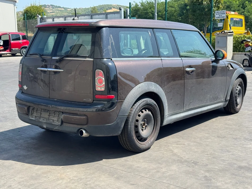 MINI MINI Clubman (R55 LCI) - immagine 5