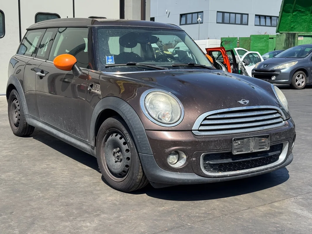 MINI MINI Clubman (R55 LCI) - immagine 7