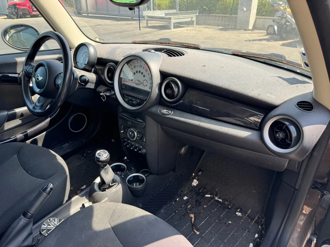 MINI MINI Clubman (R55 LCI) - immagine 9