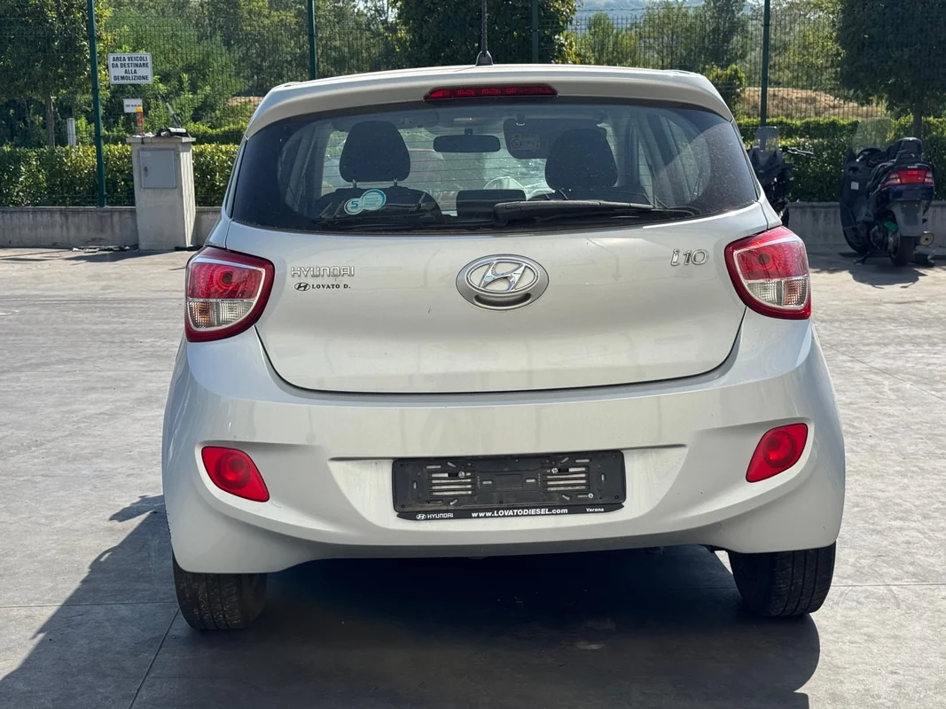 HYUNDAI i10 - immagine 4