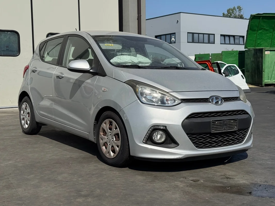 HYUNDAI i10 - immagine 7