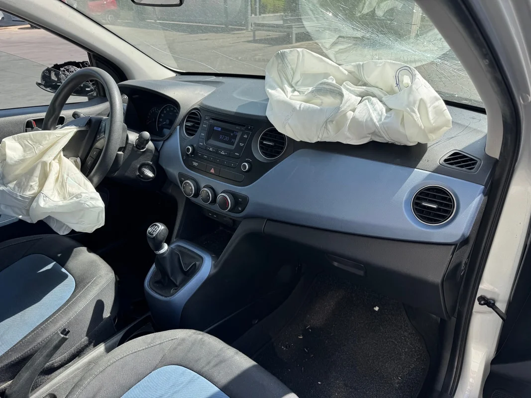 HYUNDAI i10 - immagine 9