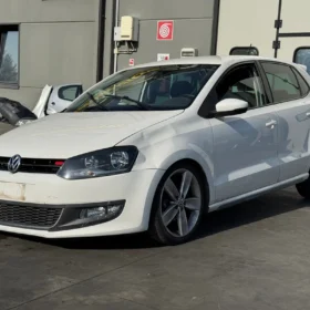 VOLKSWAGEN POLO (6R)