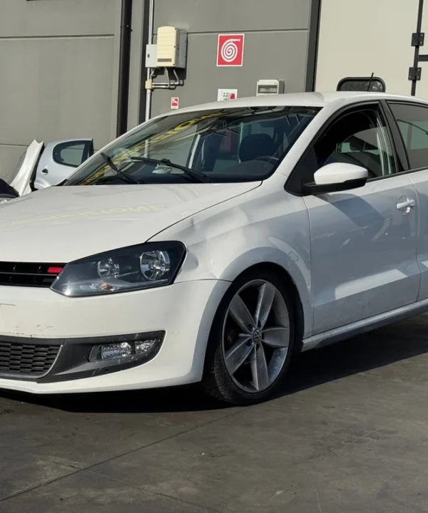 VOLKSWAGEN POLO (6R)