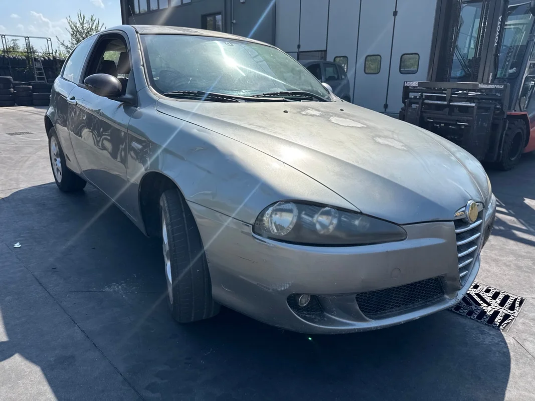 ALFA ROMEO 147 (W8) - immagine 4