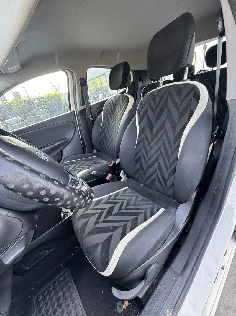 LANCIA YPSILON (TK) - immagine 13