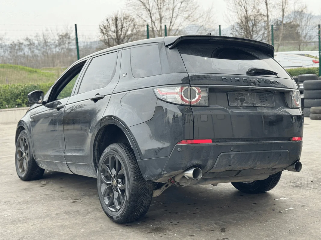 LAND ROVER DISCOVERY SPORT - immagine 3