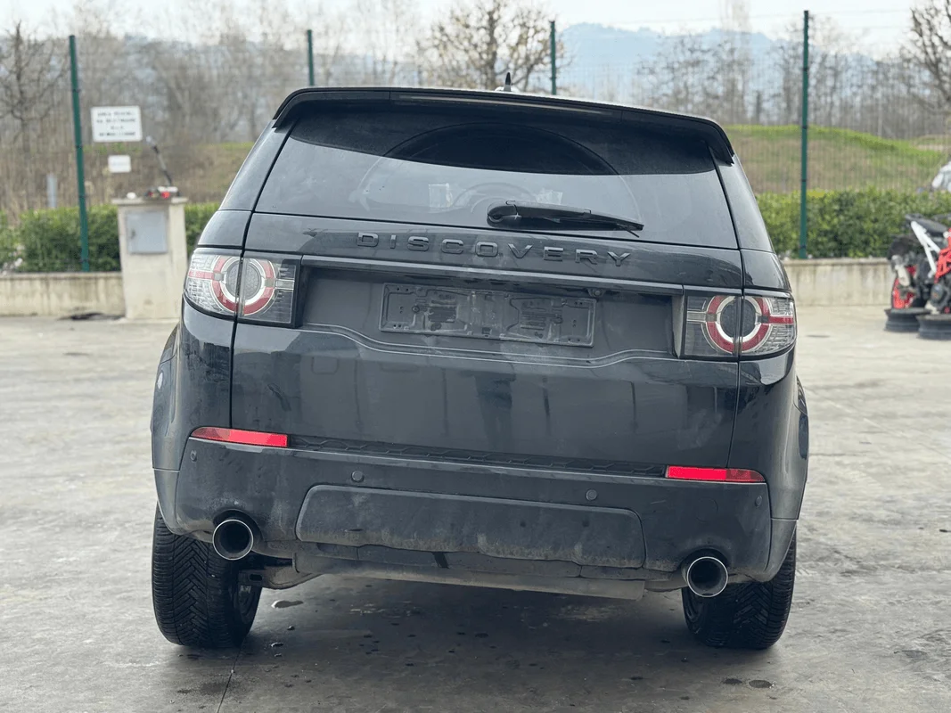 LAND ROVER DISCOVERY SPORT - immagine 4