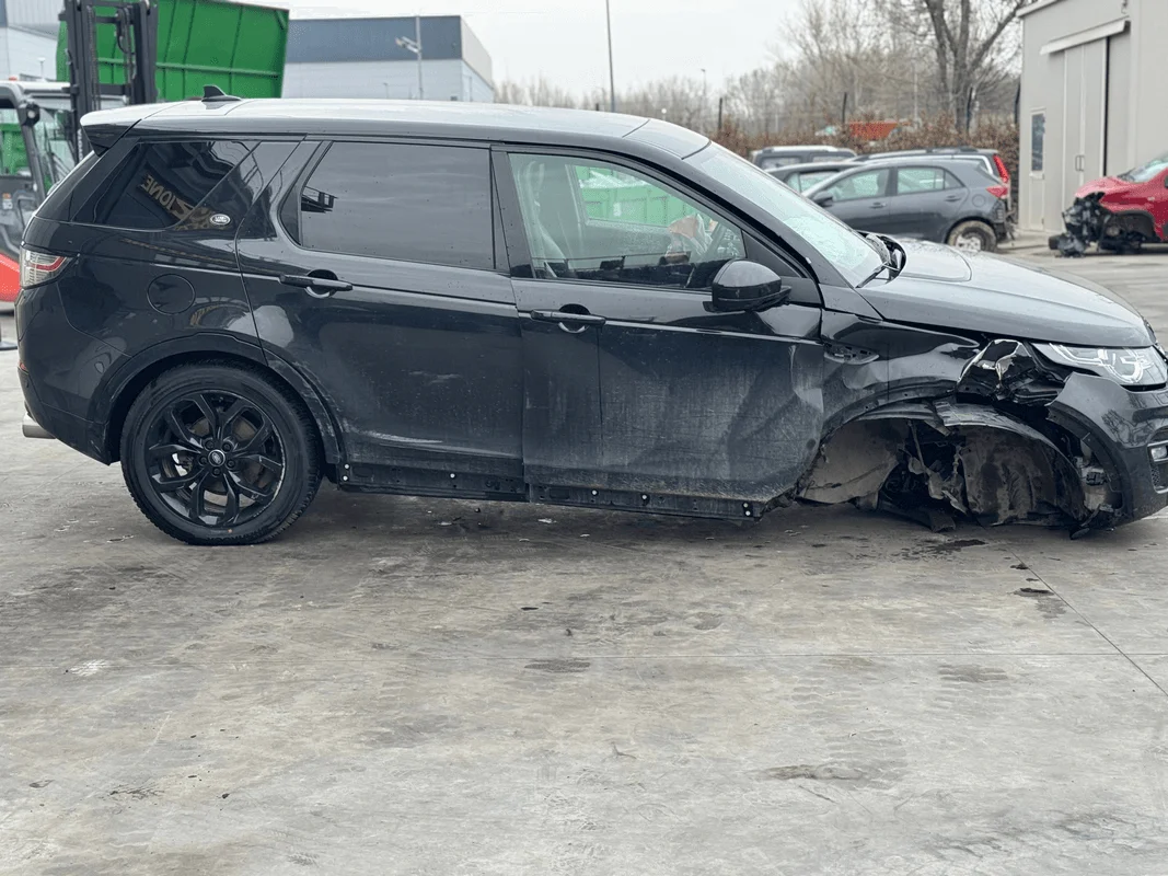 LAND ROVER DISCOVERY SPORT - immagine 6