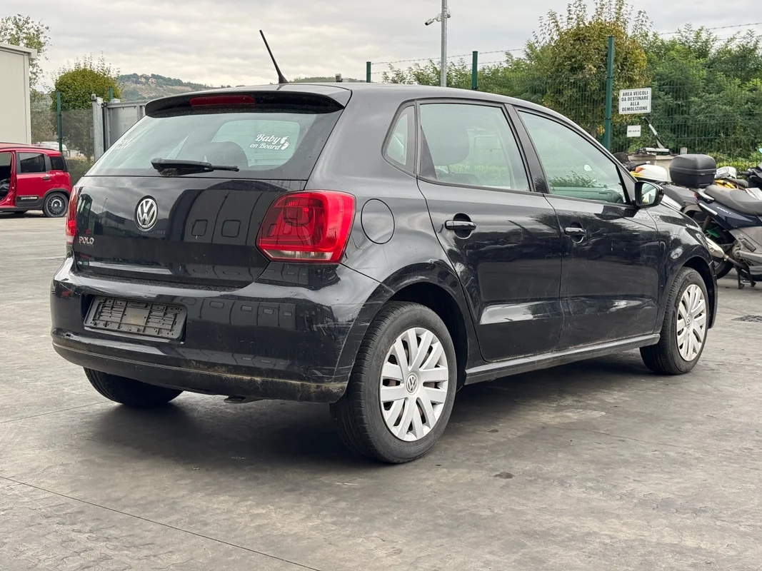 VOLKSWAGEN POLO (6R) - immagine 5
